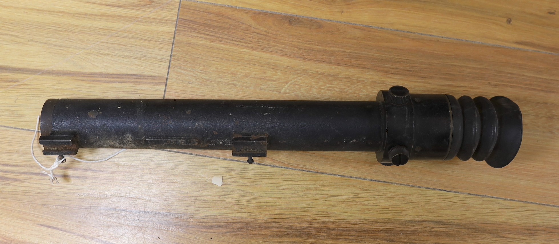 A collection of vintage military equipment, including a WWII British Tank Telescope Sight No. 33 MK III, two tank periscopes, a US Army Signal Corps Frequency Meter by Zenith and a Vandervell CAV Morse Code box (5)